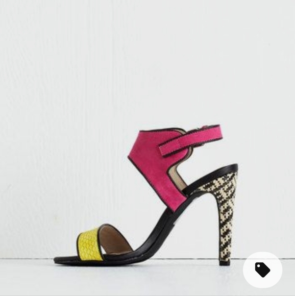 Host Pick🎉 Modcloth Bright Summer Heels - Picture 2 of 8